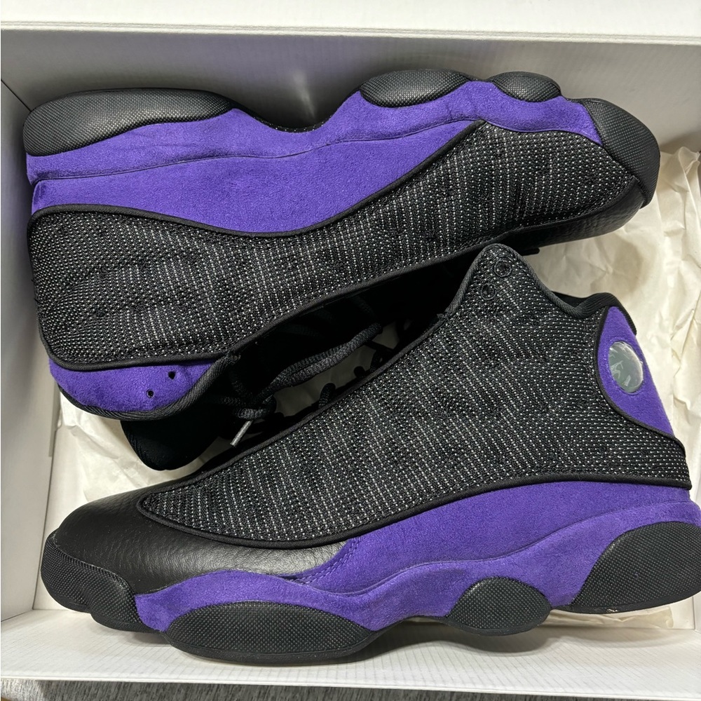 Men Jordan 13 size 10